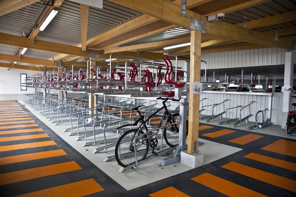 Bisiklet park nantes adlı