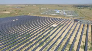 Hava atış güneş panelleri - güneş enerjisi Santrali.