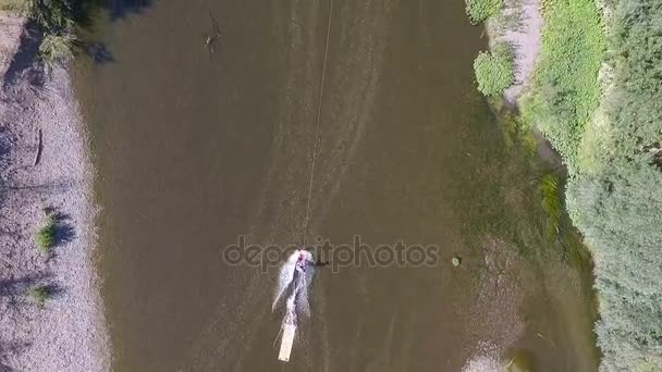 Вакебординг на річці — стокове відео