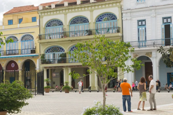 Praça Velha, em espanhol conhecida como Plaza Vieja — Fotografia de Stock