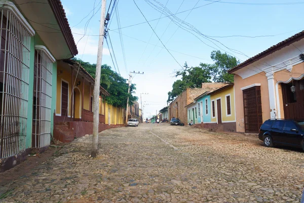 Casas tradicionais na cidade colonial de Trinidad em Cuba — Fotografia de Stock