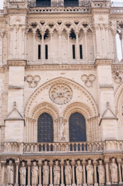 Notre Dame Katedrali Merkez cephesi, Ulusal Katedral, Fransa Anıtı. gotik mimari.