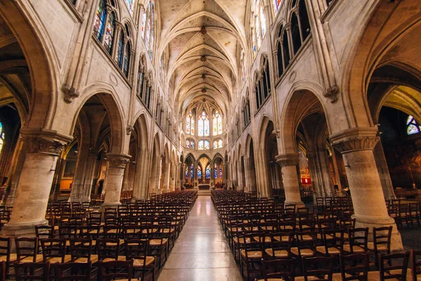 Paris - saint severin Gotik kilise içinin