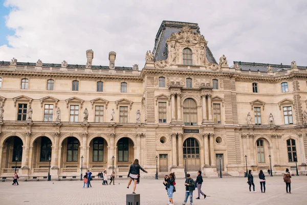 Louvre Párizsban Franciaország Attrakció — Stock Fotó