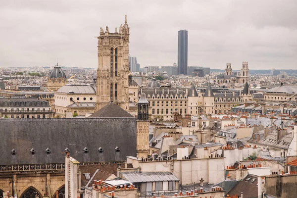 Pariser Stadtlandschaft Mit Einem Pompidou Brunnen Der Kirche Saint Merri — Stockfoto