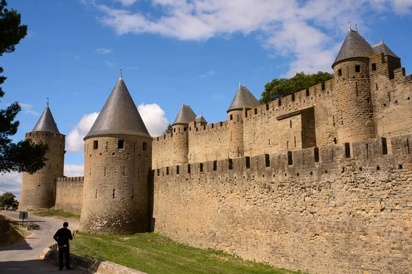 中世の要塞 Cite Carcasonne カルカソンヌ 南フランス要塞はユネスコの世界遺産に登録されており 人気の観光地です — ストック写真