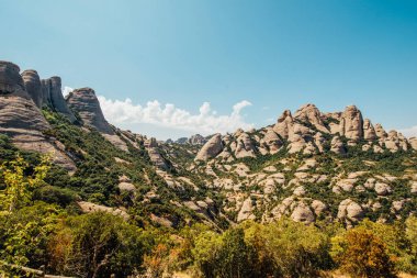 Montserrat Dağı (Katalonya, İspanya). Santa Maria Benedikt Manastırı