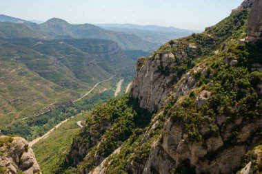 İspanya 'nın Montserrat kentindeki en iyi manastırdan dağ manzarası