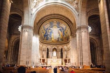 Paris 'in Kutsal Yüreği Bazilikası' nın iç manzarası, yaygın olarak Sacre Coeur Bazilikası olarak bilinir, Paris, Fransa.