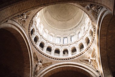 Paris 'in Kutsal Yüreği Bazilikası' nın iç manzarası, yaygın olarak Sacre Coeur Bazilikası olarak bilinir, Paris, Fransa.