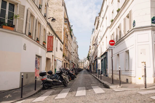 Una Strada Parigi Una Giornata Autunno Soleggiata — Foto Stock