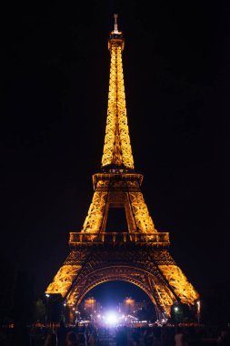Turne Eyfel Clair e la nuit Paris, Fransa,