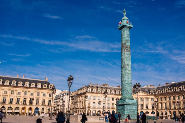 Plaza Vendome Con Una Columna Centro París Francia Día Soleado — Foto de Stock