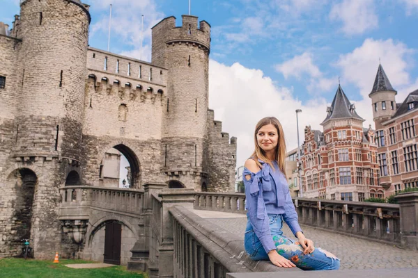 Young Sexy Girl Beautiful Face Beautiful Dress Castle Antwerp Belgium — Stock Photo, Image
