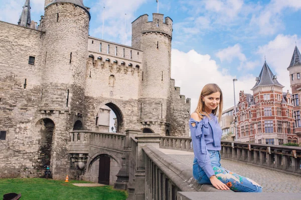 Young Sexy Girl Beautiful Face Beautiful Dress Castle Antwerp Belgium — Stock Photo, Image