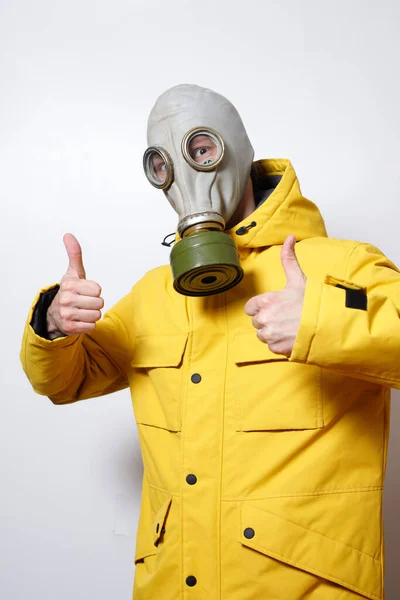 Male Nurse Gas Mask Raised Thumb Cookie Everything Fine Standoff — Stock Photo, Image