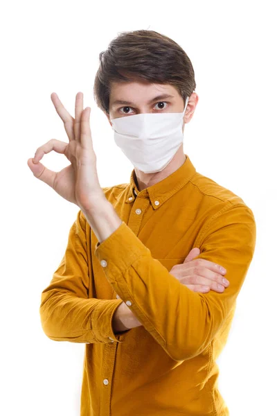 Zatrzymać Infekcję Zdrowy Człowiek Pokazuje Gest Zdjęciu Mężczyzna Nosi Maskę — Zdjęcie stockowe