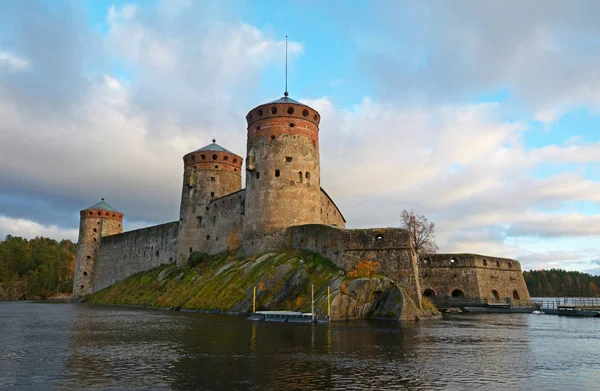 Zamek Olavinlinna oddalony w Finlandii — Zdjęcie stockowe
