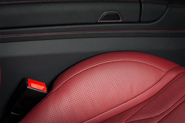 Modern lüks yarış araba kırmızı deri iç