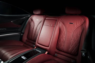 Yolcu koltukları geri 