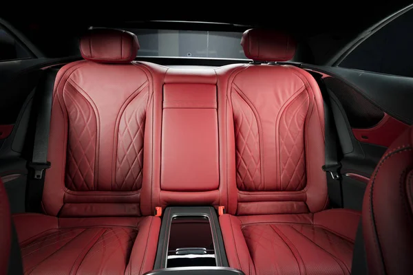 Yolcu koltukları geri 