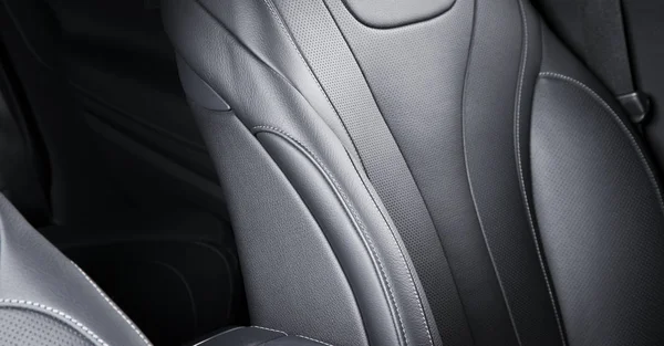 Parte de los detalles del asiento de coche de cuero —  Fotos de Stock