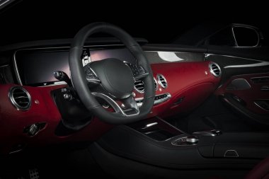 modern spor araba iç