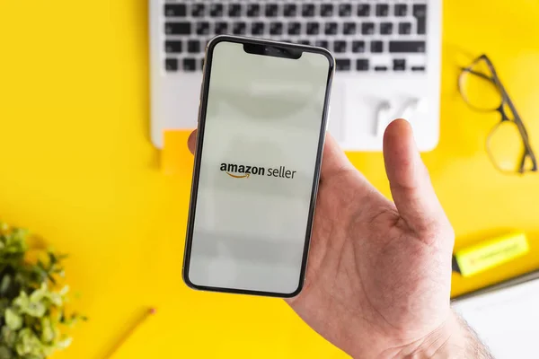 Sankt Petersburg Rusia April 2020 Ikon Aplikasi Belanja Amazon Apple — Stok Foto