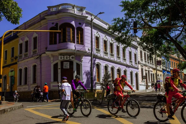 Ciclova 自行车道 的第一个星期日 哥伦比亚波哥大 2020年1月5日 — 图库照片