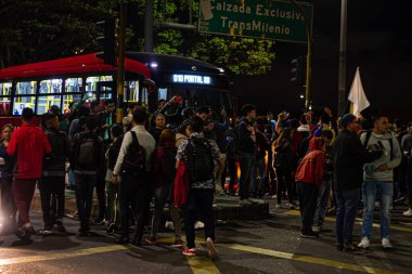 Protestoların altıncı günü, Ivan Duque hükümetinin reformlarına karşı ulusal grev, Dilan Cruz 'un 26 Kasım 2019' da çevik kuvvet polisi Bogota Kolombiya tarafından öldürülmesinin anısına