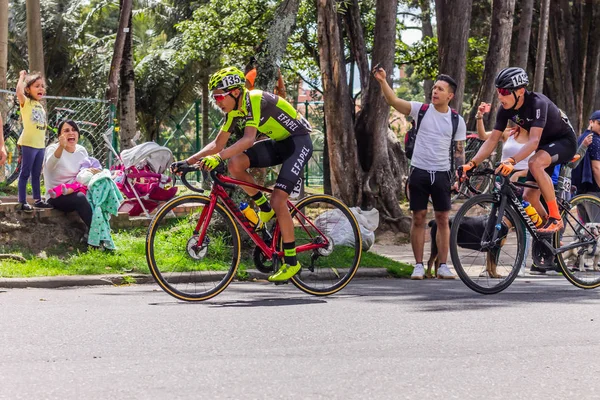 コロンビア2020ツアーの第6段階と最終段階 ボゴタの通りを通って国際サイクリング組合 Uciのテスト2 2020年2月16日 — ストック写真