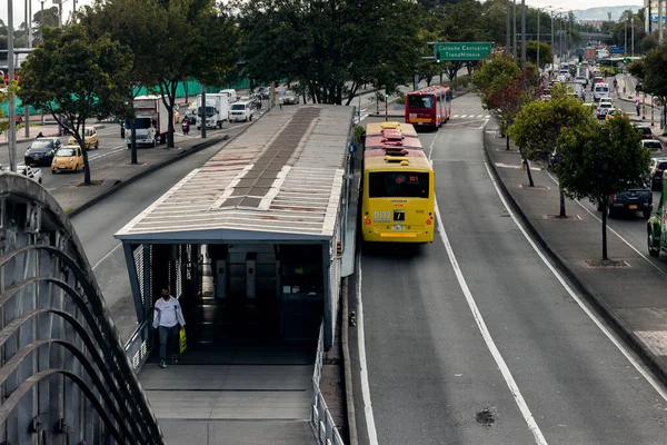 Avenida Calle Jedna Głównych Ulic Miasta Kręgosłup Systemu Autobusów Tranzytowych — Zdjęcie stockowe