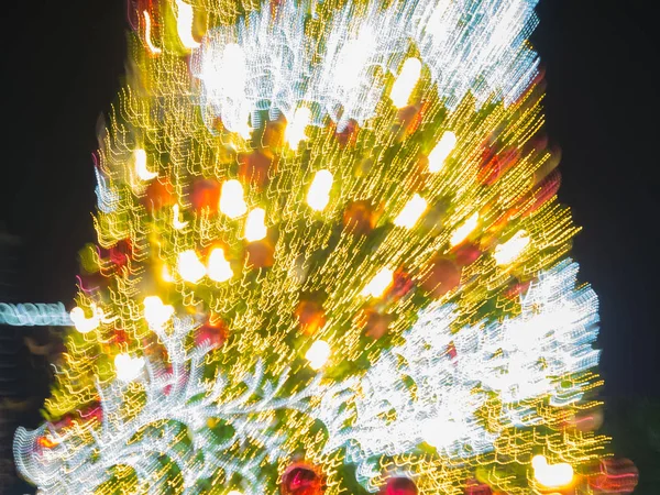 Oskärpa Bild Konstgjorda Pine Julgran Bokeh Led Dekorativt Ljus Oskärpa — Stockfoto