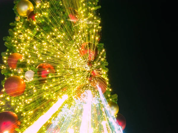 Zoom Reventar Imagen Borrosa Pino Artificial Árbol Navidad Bokeh Luz — Foto de Stock