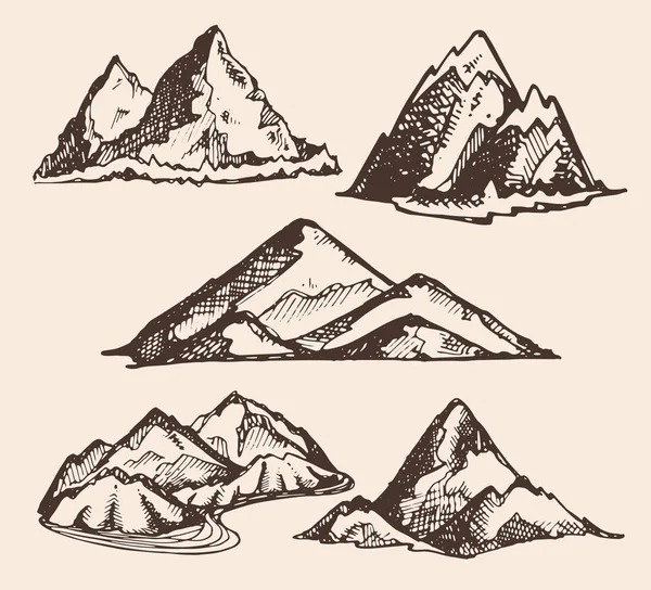 Hand getrokken doodle landschap met bergen. Panorama-design. — Stockvector