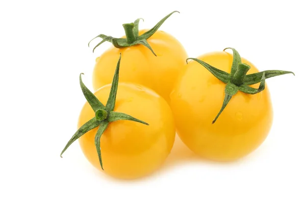 Verse Nederlandse gele "smakelijke tom" tomaten — Stockfoto