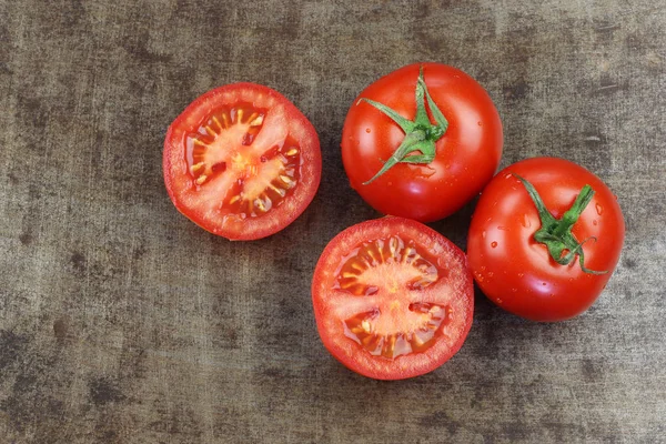 Fresh Tomatoes Cut One Grungy Metal Background — Stock Photo, Image