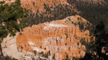 Kaydırma alt kadar kum dağ kırmızı turuncu Bryce Canyon Milli Parkı 4k