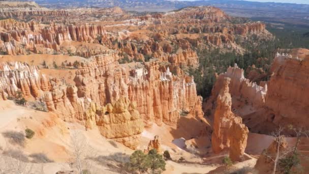 Bovenaanzicht In beweging op zand berg rood oranje Bryce Canyon National Park 4k — Stockvideo