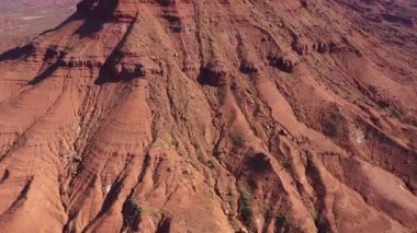 Colorado Nehri 'nin En İyi Kırmızı Kaya Butte Formasyonu Havadan Vuruldu