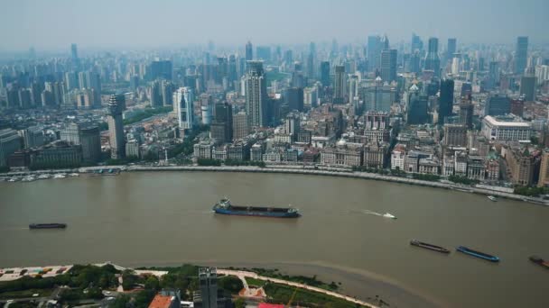 Shanghai, China - 21 de mayo de 2019: Panorama del centro financiero con rascacielos — Vídeos de Stock