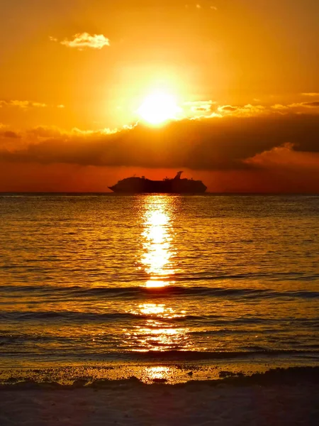 Ηλιοβασίλεμα Στην Παραλία Cozumel Μεξικό Ρηχή Εστίαση — Φωτογραφία Αρχείου