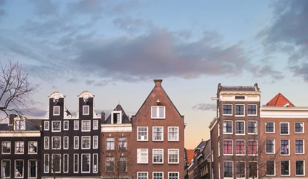 Traditional Dutch Houses Canal Amsterdam Netherlands Beautiful Colorful Sky Sunset — Stock Photo, Image