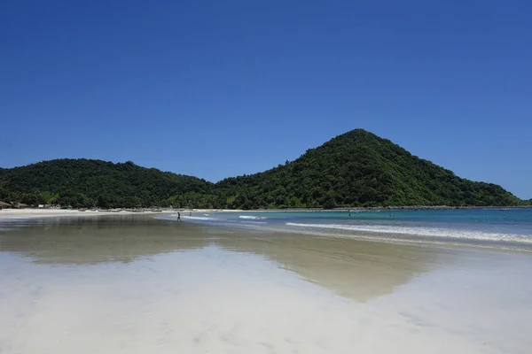 Güzel bir güneşli gün, Nusa Dua beach, Bali, Endonezya kumsalda