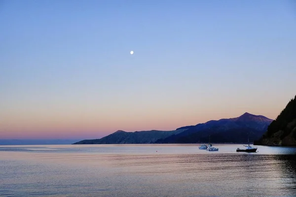  Günbatımı Fransızca Pass, Yeni Zelanda.       