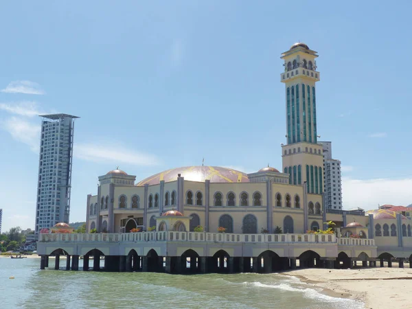 Yüzen cami, Georgetown, Penang, Malezya.
