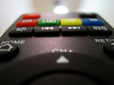 Uzaktan kumanda güneş başlangıç yeni proje. Uydu Tv açmak