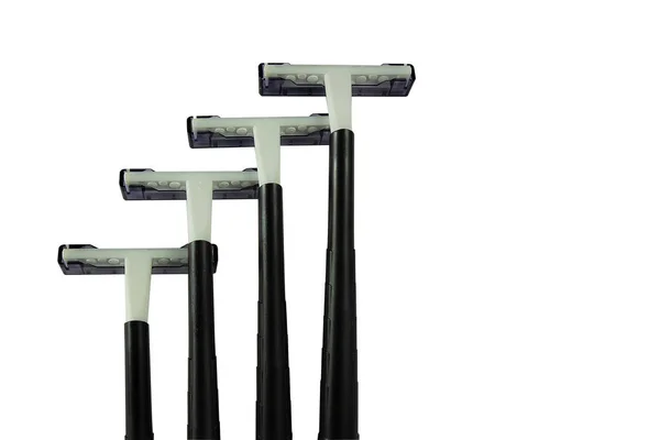 Группа одноразовых палочек для бритья на белом изолированном фоне . — стоковое фото