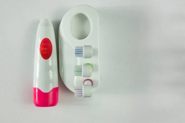 Elektrikli diş fırçası seti. Diş sağlığı konsepti