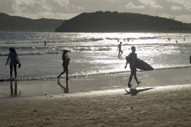 Armacao de Buzios, Brezilya - 28 Aralık 2005: Geriba plajında sabah, Rio de Janeiro eyaletinin önemli yaz mevsimi